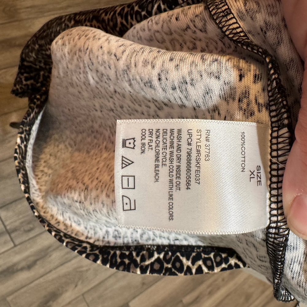 NWT Rafaella Leopard Print Long Sleeve Top - Picture 4 of 4